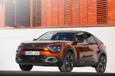 Tres cuartos estática Citroën C4 2020