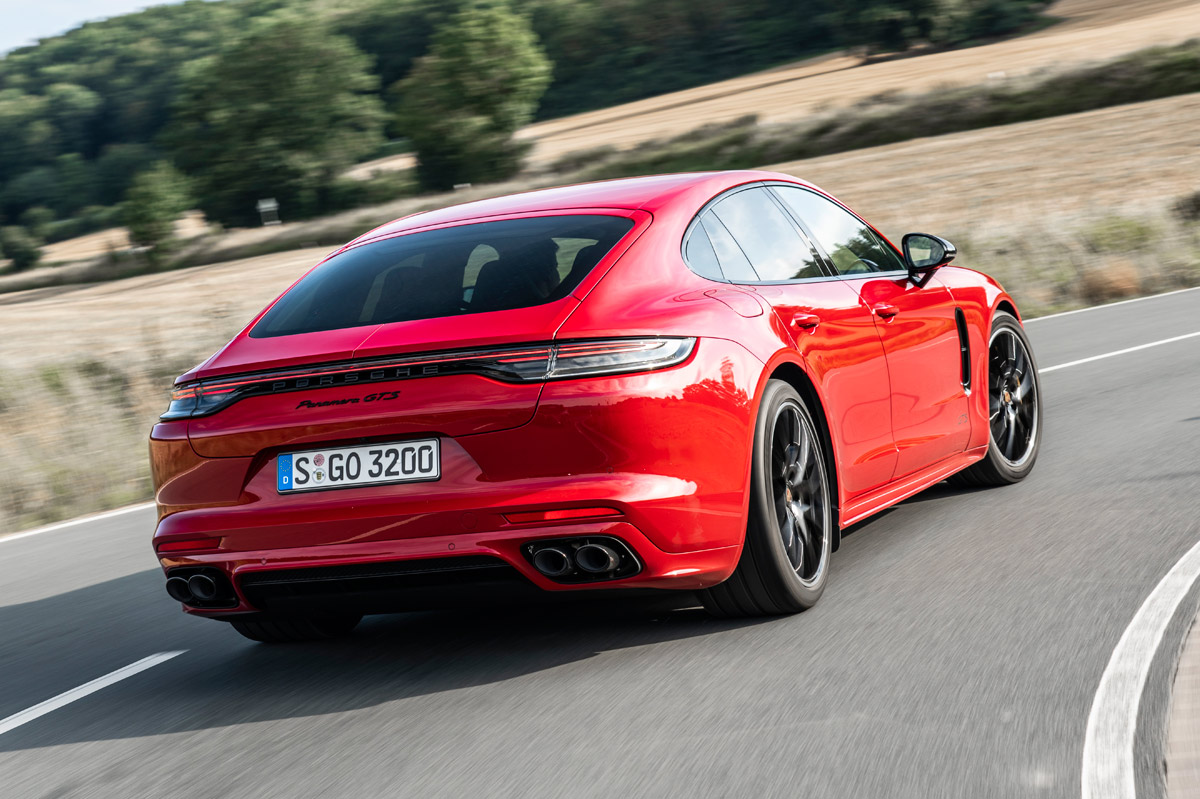 prueba del Porsche Panamera GTS 2021