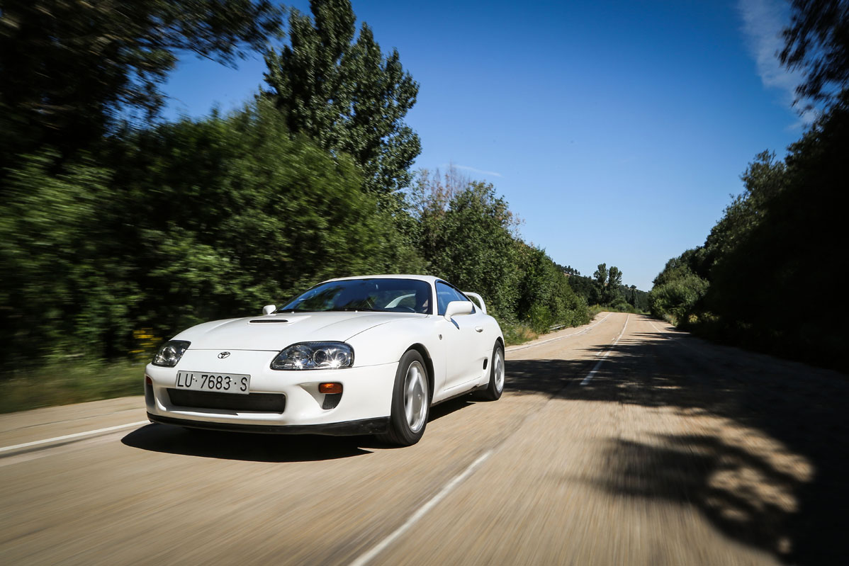 prueba del Toyota Supra A80