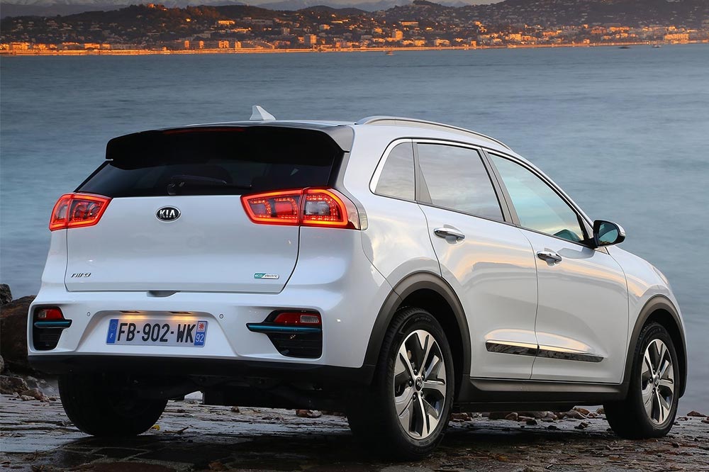 coches con llantas aerodinámicas 