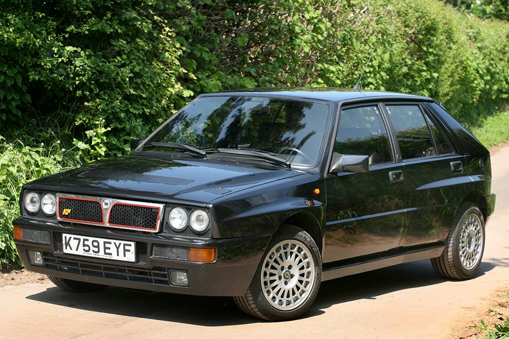 coches de los 90 similares al Toyota GR Yaris 