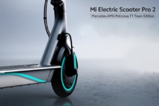 Xiaomi Mi Electric Scooter Pro 2 Mercedes-AMG Petronas F1 Team Edition