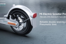 Xiaomi Mi Electric Scooter Pro 2 Mercedes-AMG Petronas F1 Team Edition