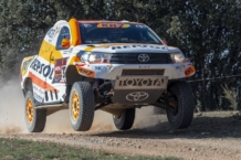 Copilotos por un día... ¡en el Toyota Hilux del Dakar de Isidre Esteve!