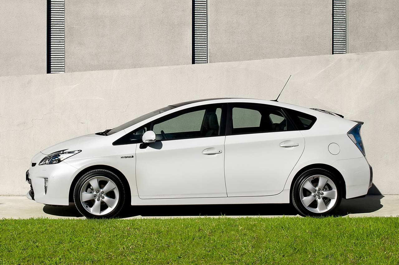 famosos con coches baratos 