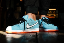 Nike SB Dunk Low Gulf