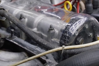 Vídeo: ¡Brutal! Así se ve un motor con el cárter y la tapa de balancines transparentes Vídeo tapa de balancines y cárter transparentes