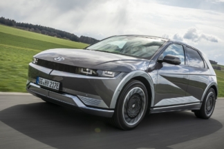 Vídeo: ya están aquí las primeras pruebas del Hyundai Ioniq 5, modelo que impresiona a los periodistas Vídeo: impresiones periodistas sobre Hyundai Ioniq 5