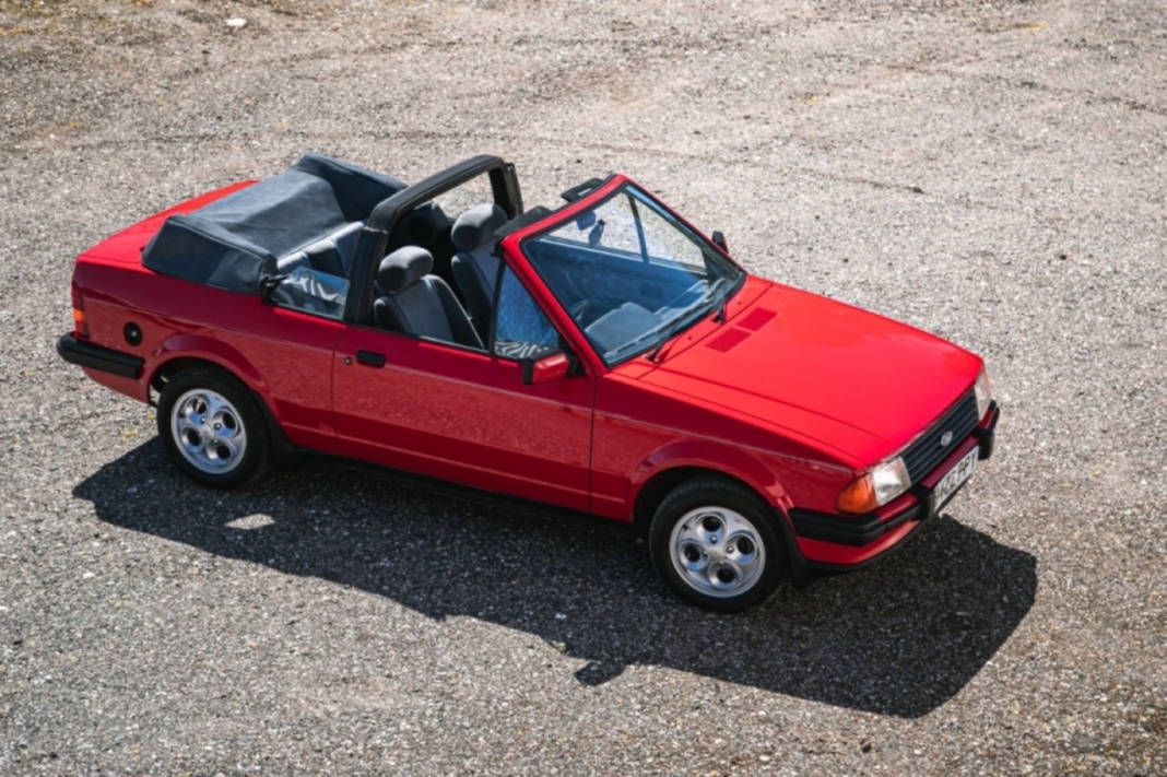 Ford Escort Cabriolet general