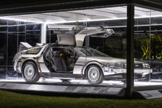 El DeLorean DMC-12 usado en la película 'Regreso al Futuro', expuesto en Amelia Island 2021 DeLorean DMC-12 original de la película 'Regreso al Futuro'