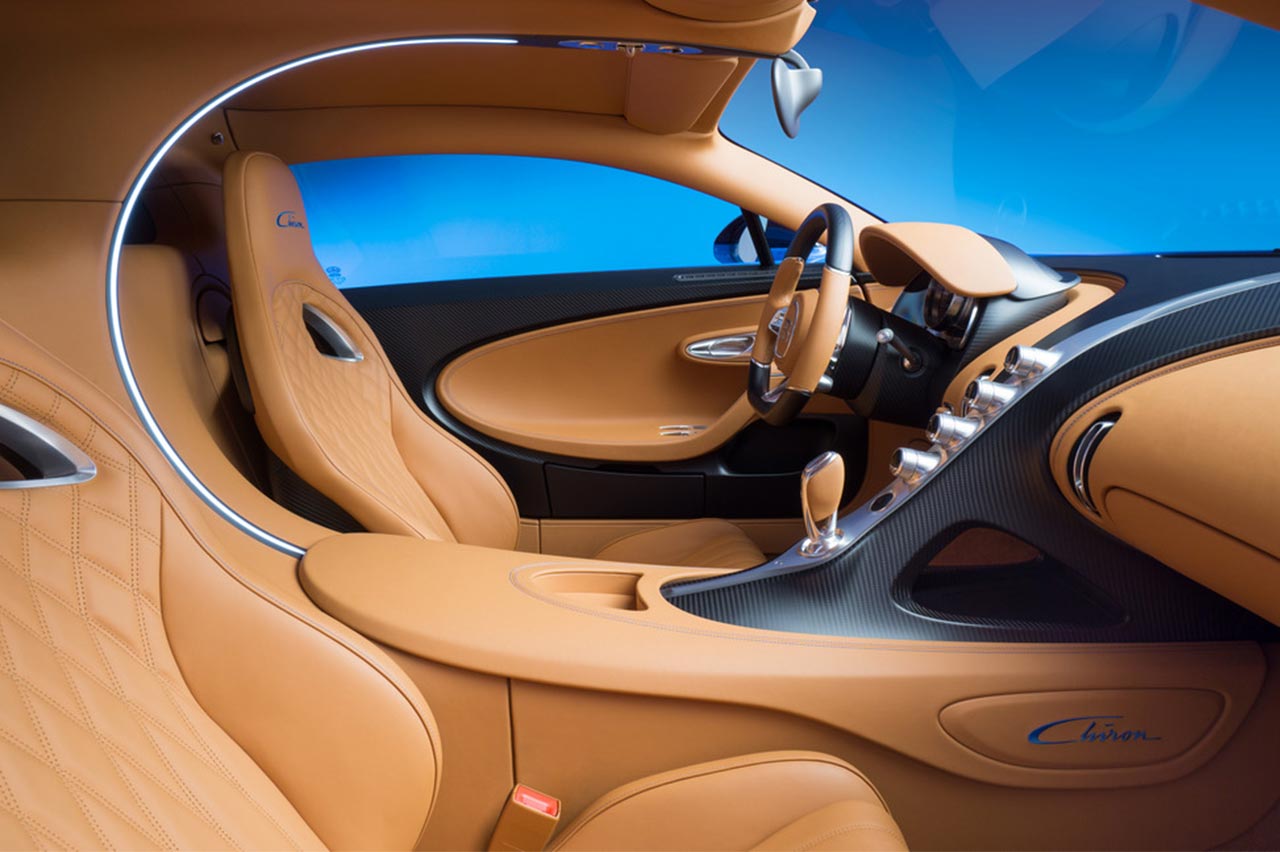 extras bugatti chiron 
