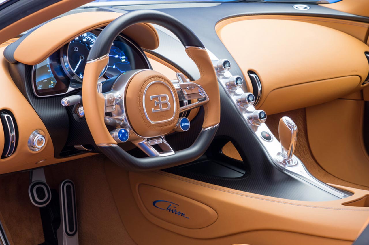 extras bugatti chiron 