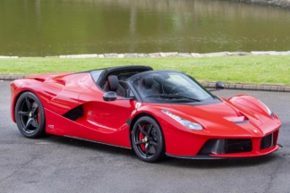 A la venta el LaFerrari Aperta, Enzo y SL65 AMG Black Series de Toto Wolff