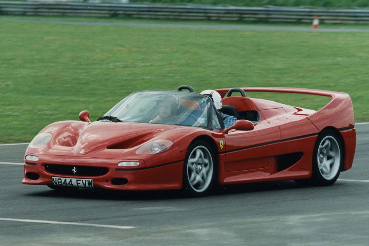 mejores coches deportivos de los 90 