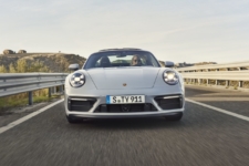 Porsche 911 GTS 2021