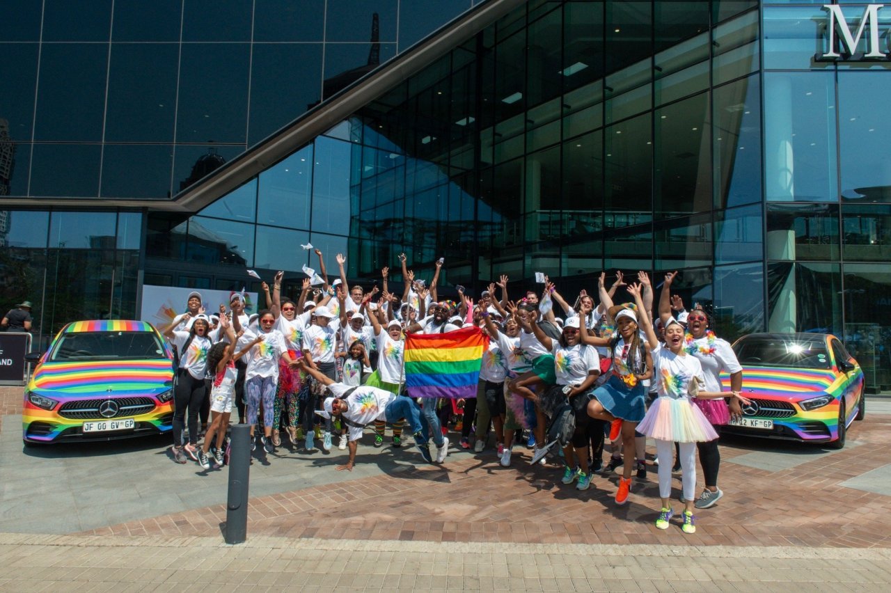 7 marcas coches celebran orgullo gay