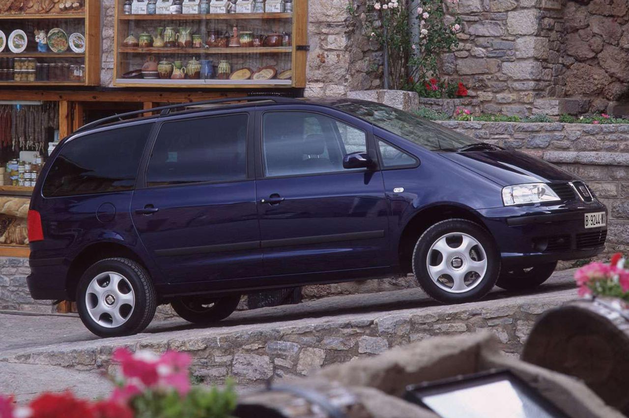 coches baratos con más de 200 CV 