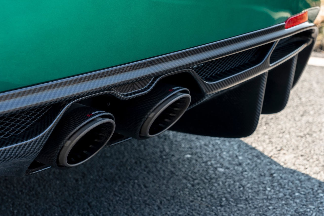 difusor y escape de carbono del Alfa Romeo Giulia GTAm