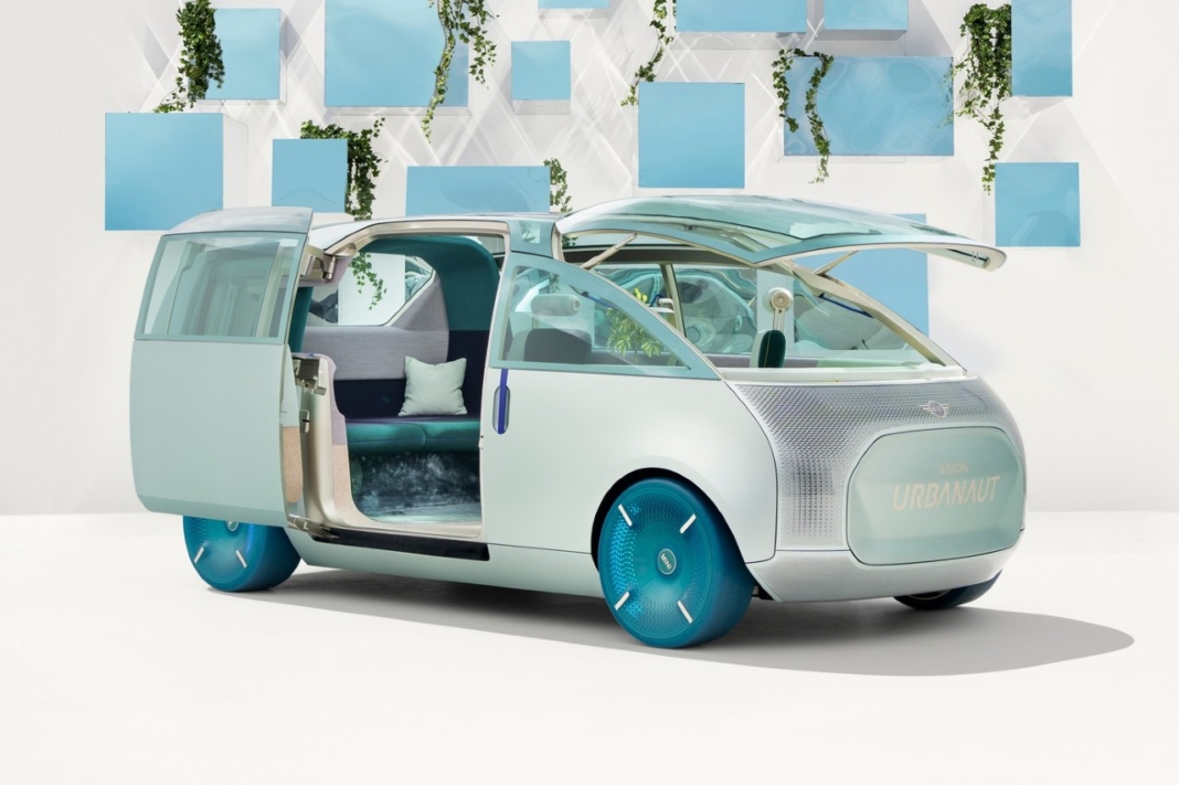 MINI Vision Urbanaut