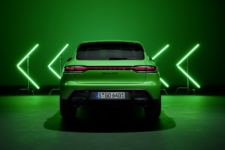 Porsche Macan 2021