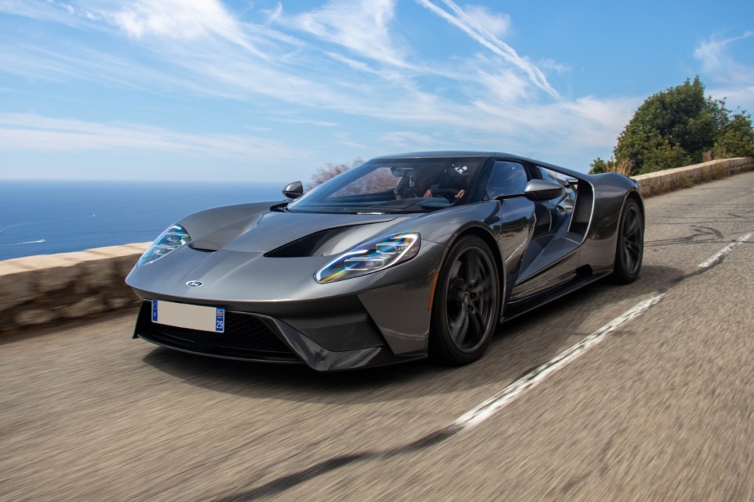 Ford GT