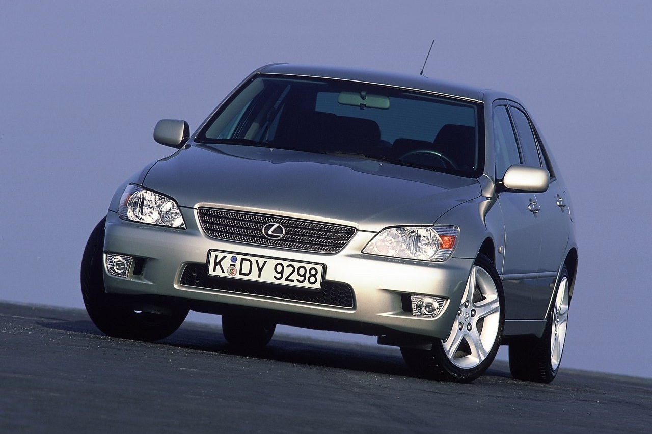 10 coches segunda mano recomendables menos 5000 euros