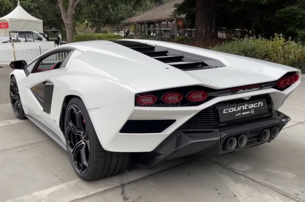 Asi suena Lamborghini Countach LPi 800-4