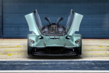 Aston Martin Valkyrie Spider morro