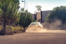 Bentley convierte una base militar abandonada 2