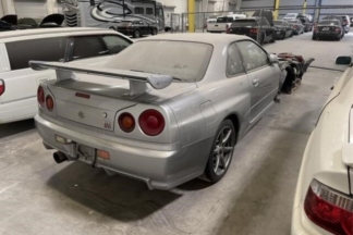 Estados Unidos subasta una colección de coches japoneses importados ilegalmente... por piezas Coches japoneses importados ilegalmente