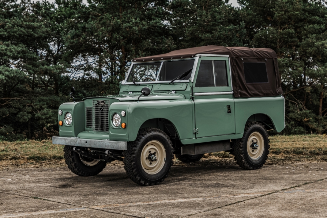 Everrati Land Rover Serie IIA