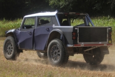 Fering Pioneer trasera