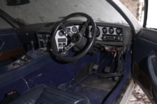 Lamborghini Espada abandonado