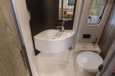 Winnebago Ekko Pop Top