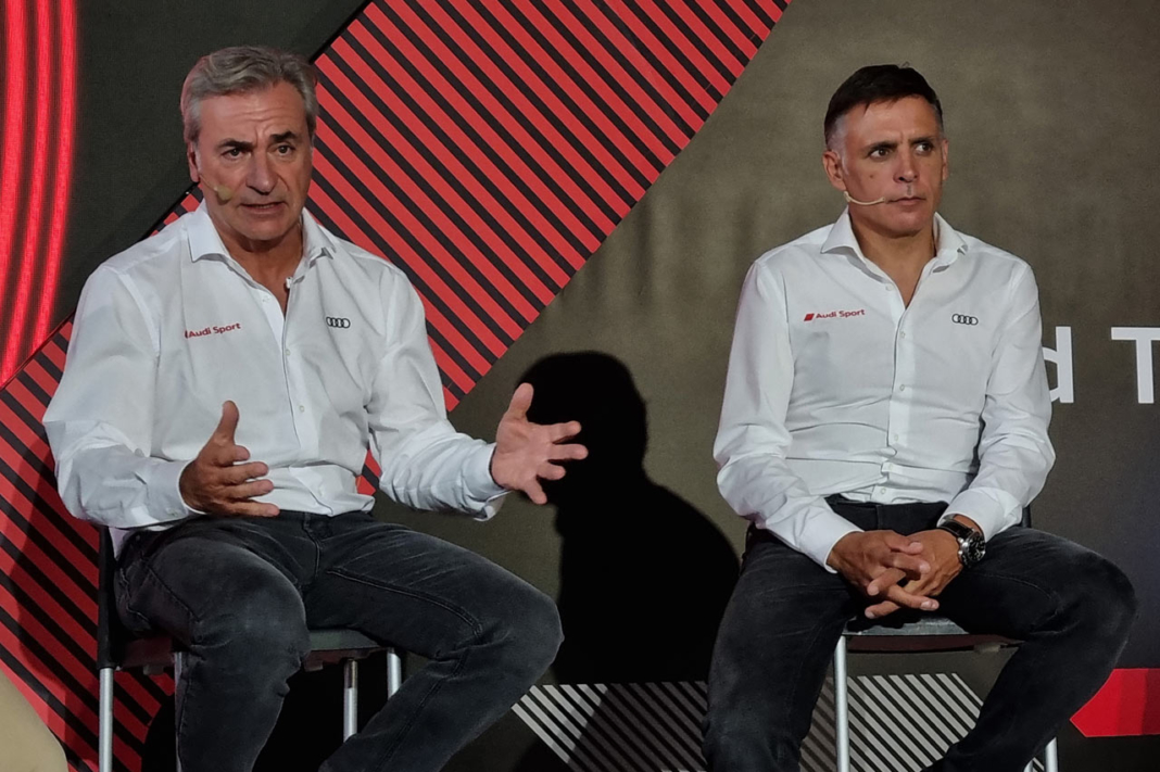 Carlos Sainz y Lucas Cruz durante la presentación del RS Q e-tron