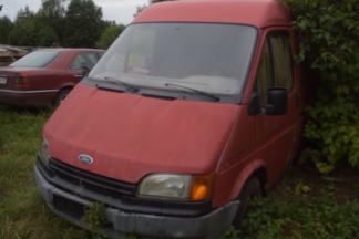 Vídeo: ¿podrá volver a arrancar esta Ford Transit abandonada durante 12 años? ford transit abandonada