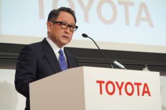 El presidente de Toyota cree que el coche eléctrico podría acabar con millones de puestos de trabajo presidente toyota coche electrico puestos trabajo