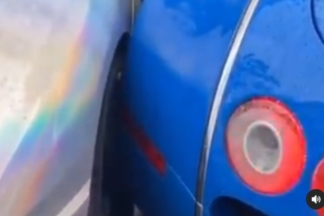 Vídeo: un Bugatti Veyron roza a un Lamborghini Aventador. ¿El despiste más caro del mundo? Bugatti Veyron roza a un Lamborghini Aventador