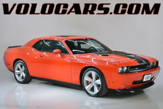 A la venta un Dodge Challenger SRT8 de 2008 con solo 700 km que ha estado 13 años en una sala Dodge Challenger SRT8