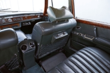 Mercedes-Benz 600 limousine