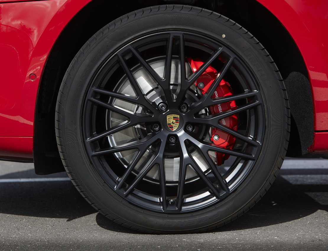 llantas RS Spyder Design de 21 del Porsche Macan GTS