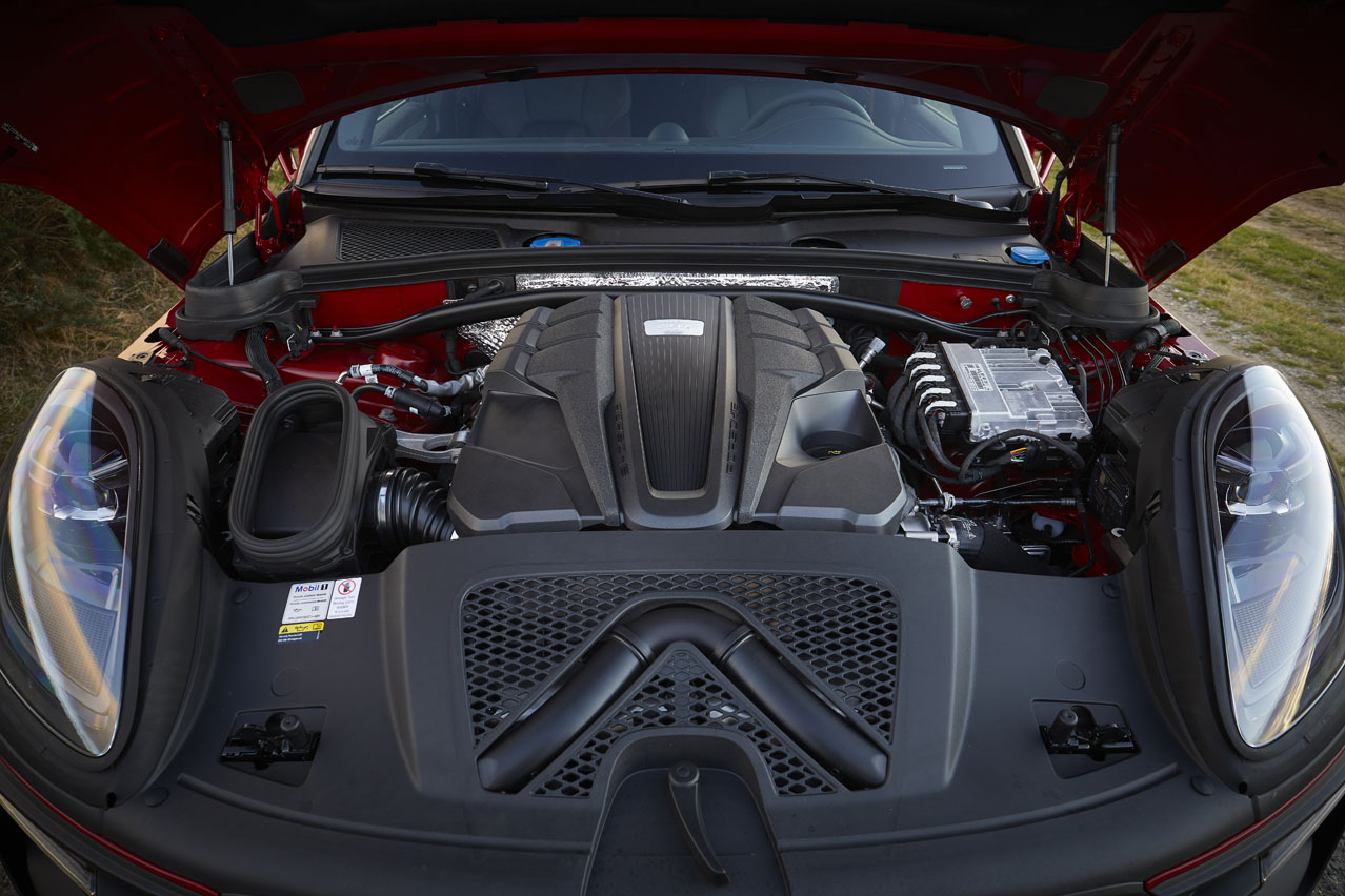 motor del Porsche Macan GTS 2021