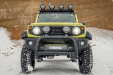 Suzuki Jimny con ejes pórticos