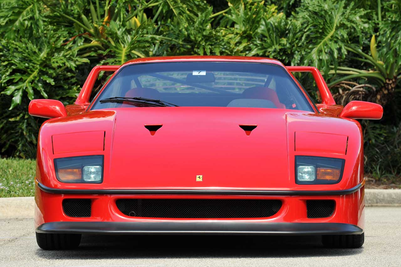 coches con faros escamoteables 