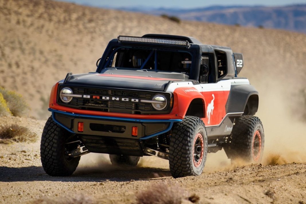 Ford Bronco DR 2022
