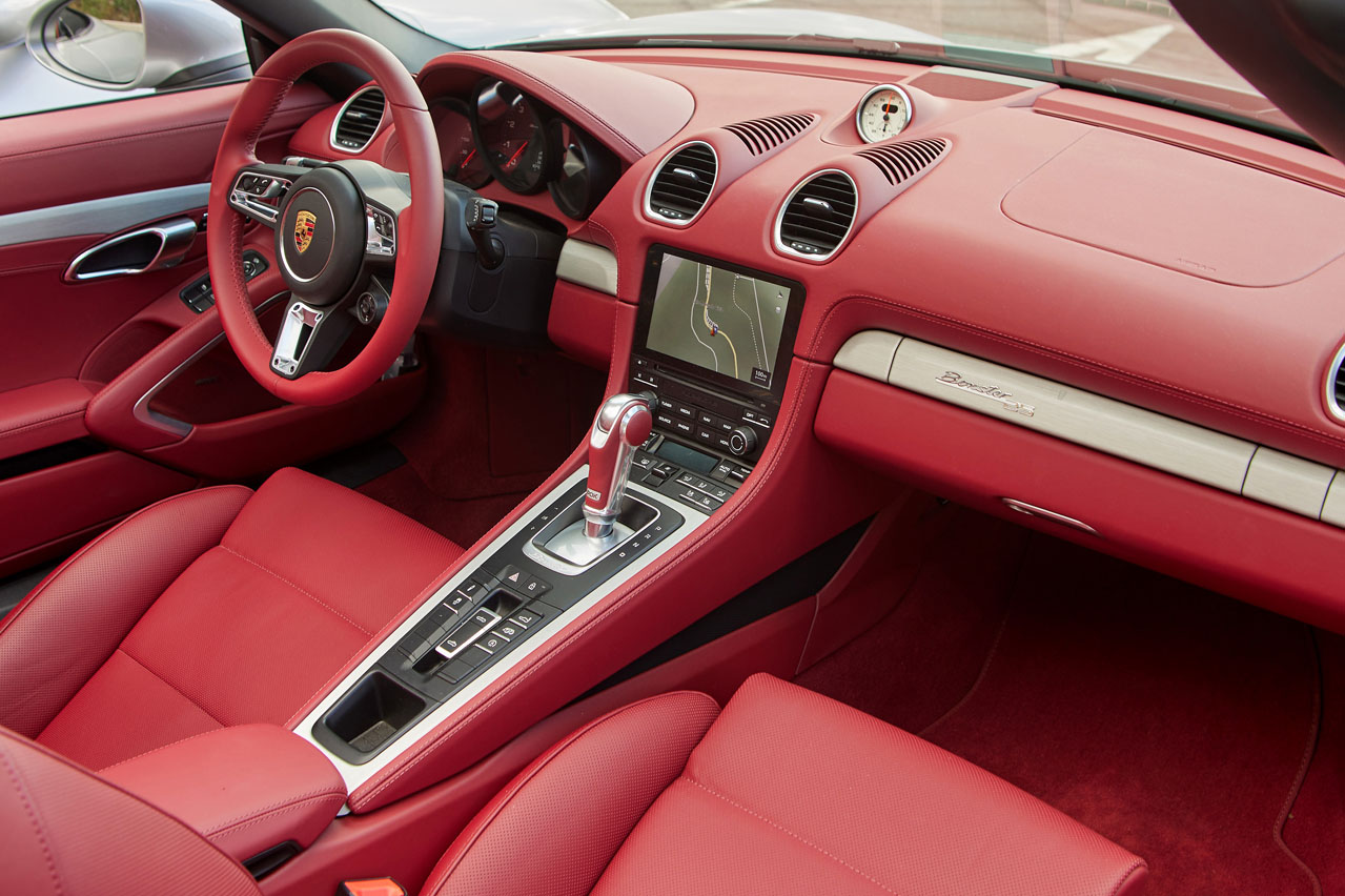interior del Porsche Boxster 25º Aniversario