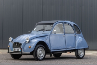Sale a subasta uno de los últimos Citroën 2CV fabricados y con 57.000 km subasta Citroën 2CV