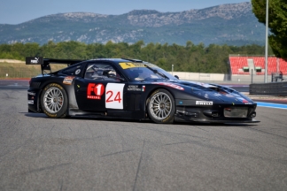 A subasta este Ferrari 575 GTC de 2005 de carreras subasta Ferrari 575 GTC 2005