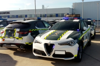 Se graba conduciendo a 260 km/h en una vía de 90 y lo publica en RR.SS. Los nuevos coches de la Guardia Civil