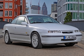 Opel Calibra ‘Keke Rosberg Edition’: cómo devolver a la vida un coche único Opel Calibra ‘Keke Rosberg Edition’